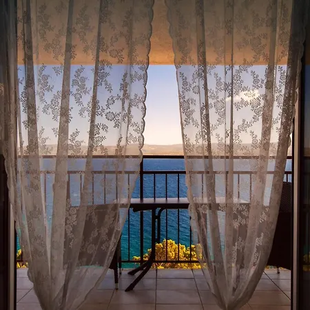 Sea View *